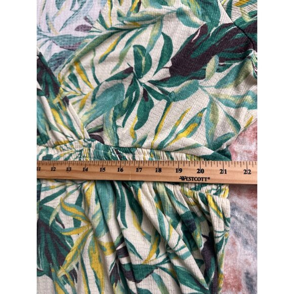 Torrid Textured Knit Surplice Puff Sleeve Babydoll Top Green Tropical Womens 5X - Picture 8 of 15